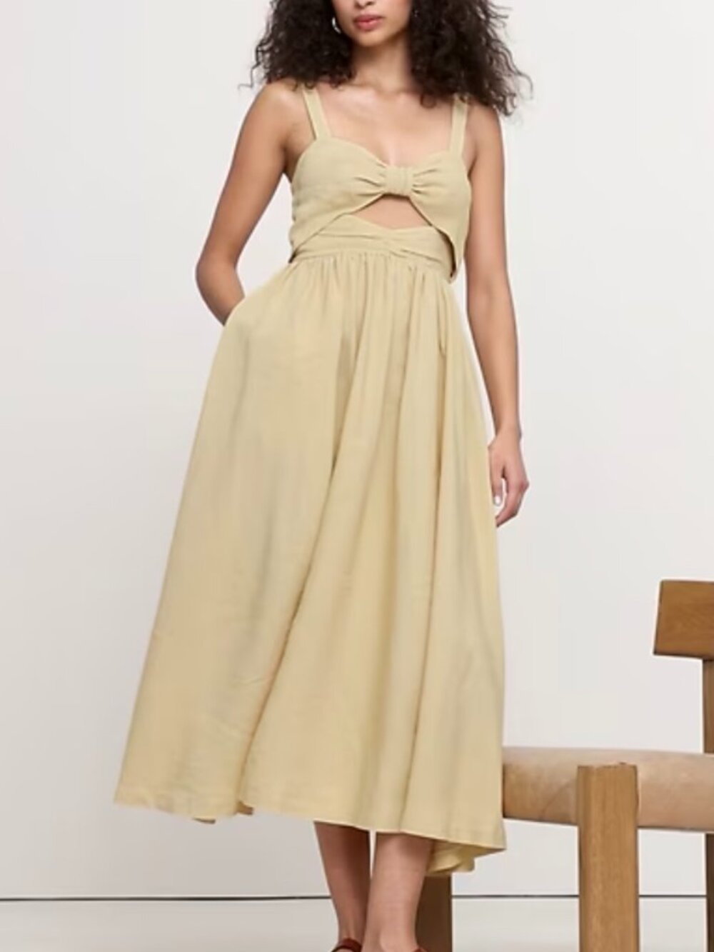 Banana Republic Viscose-Linen Dupioni Bow-Front Maxi Dress